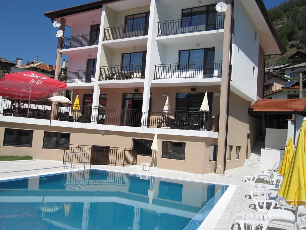 Hotel Deyanira Gorno Dryanovo Exterior foto