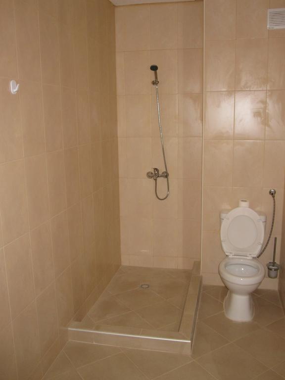 Hotel Deyanira Gorno Dryanovo Quarto foto